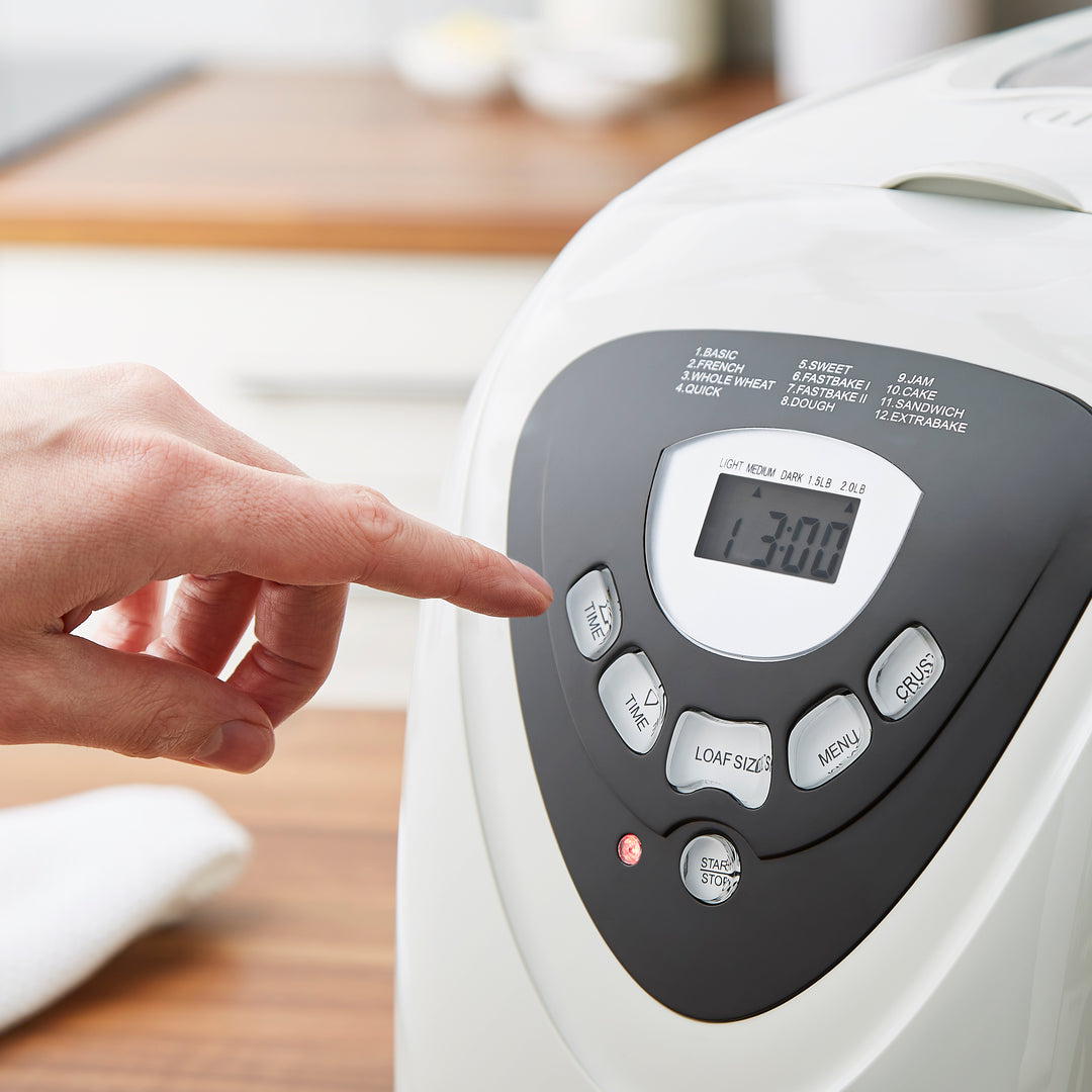 Morphy Richards Fastbake 48281 control panel in use