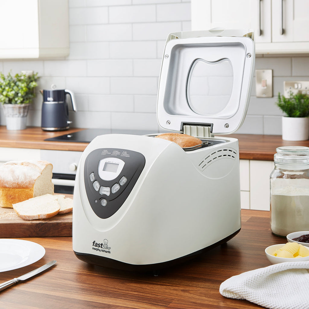 Morphy Richards Fastbake 48281 open lid lifestyle image
