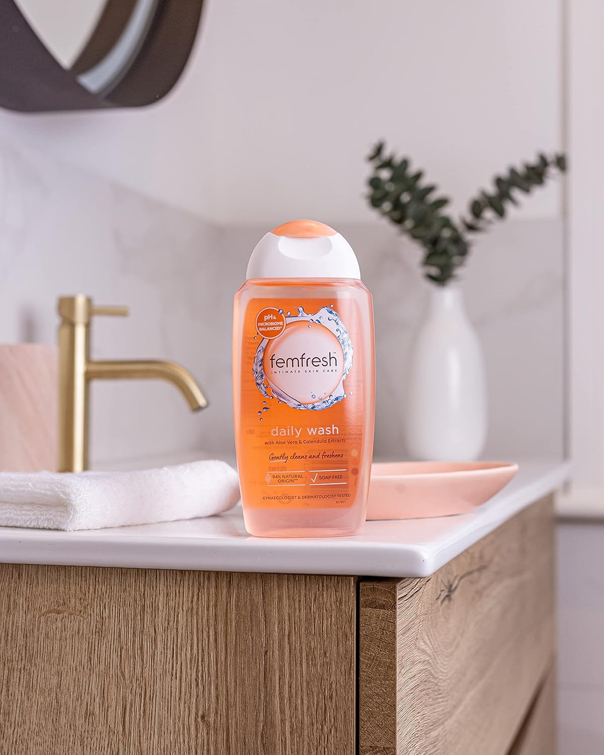 Femfresh Daily Intimate Wash 250ml