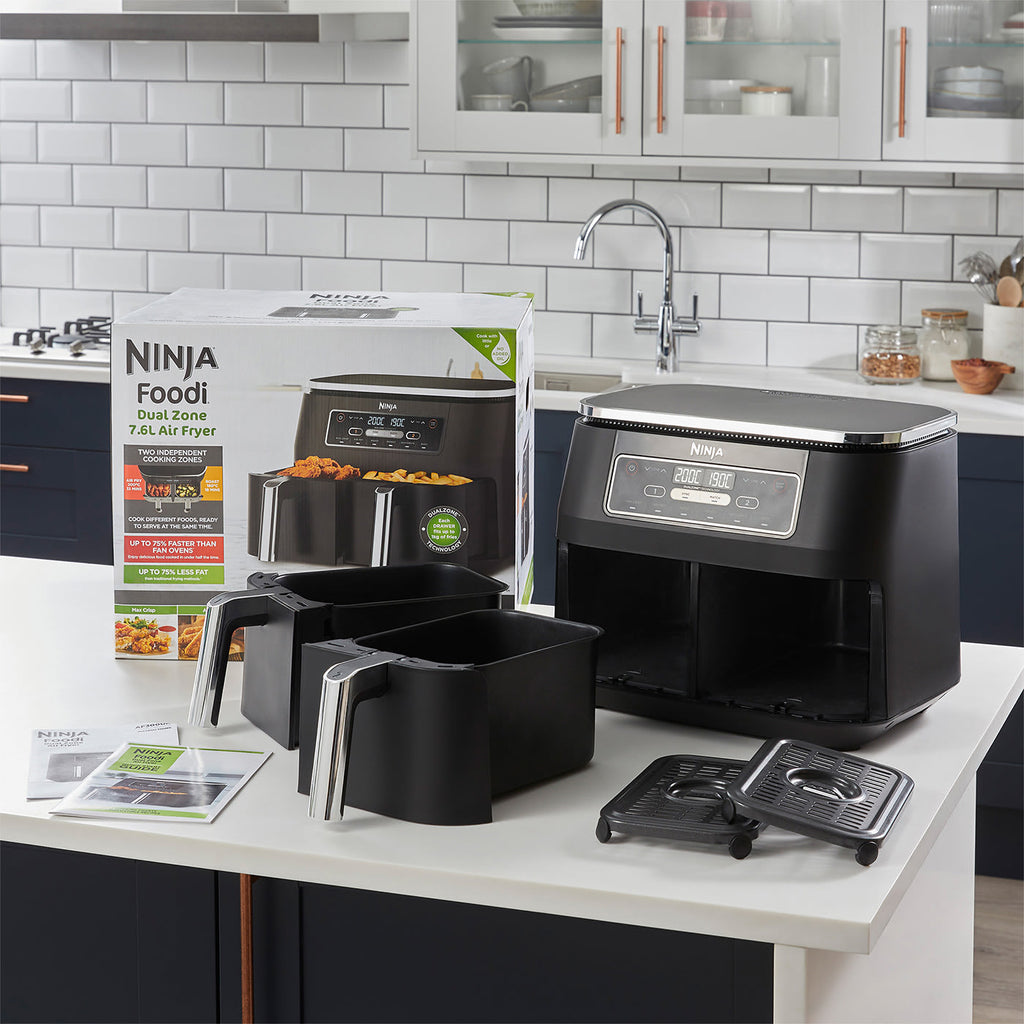 Ninja Foodi Dual Zone Air Fryer AF300UK 7.6L alternate view
