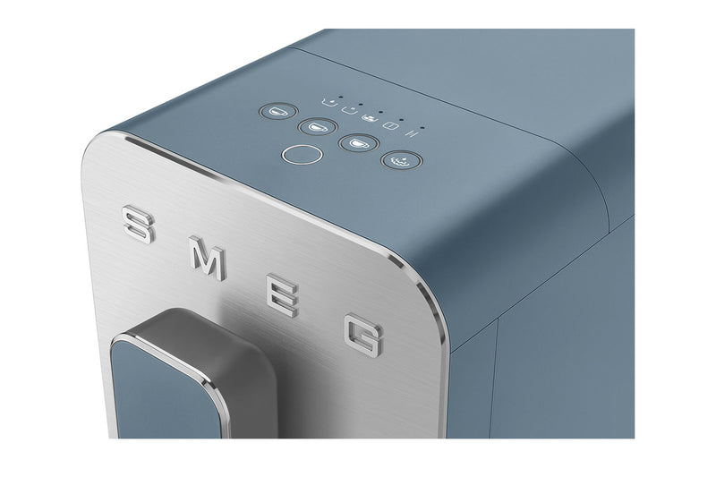 Smeg BCC12SBMUK Matte Storm Blue – control panel detail