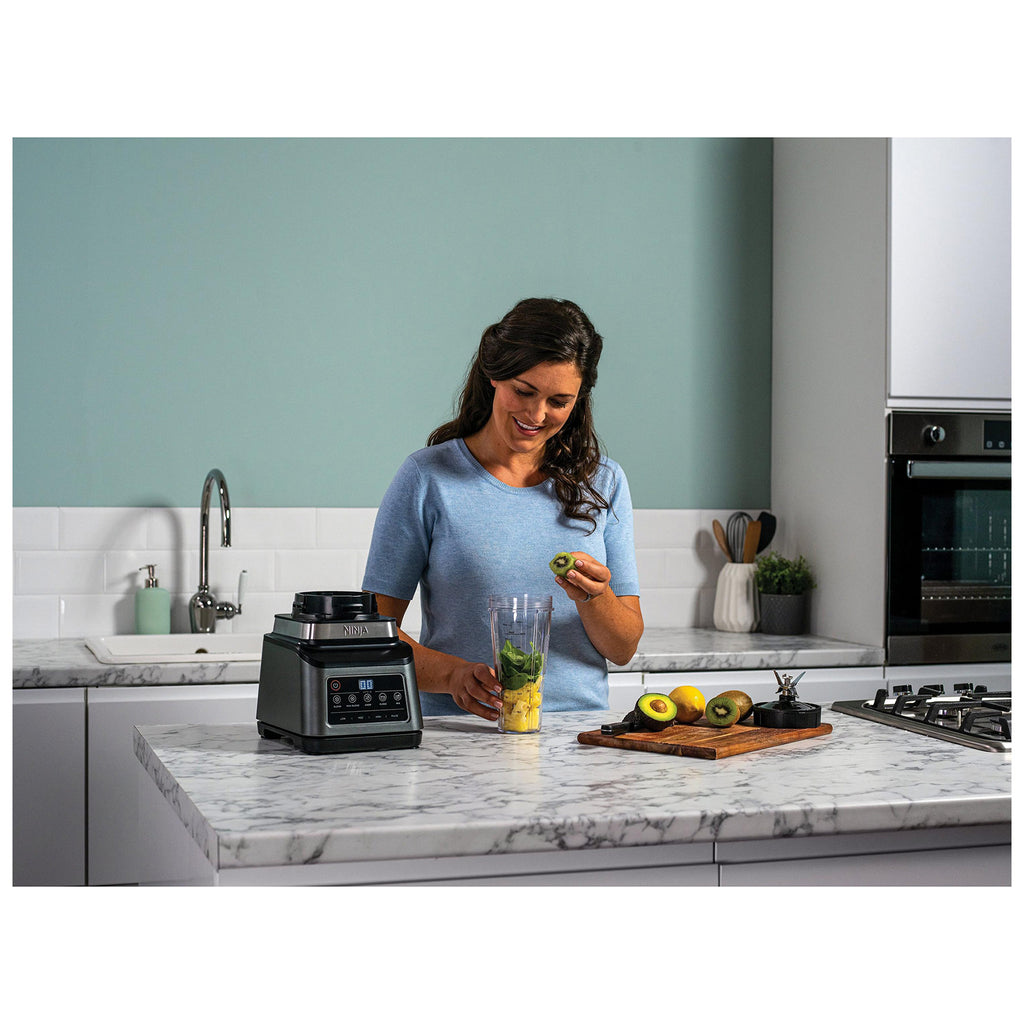 Ninja BN800UK 3-in-1 food processor accessories