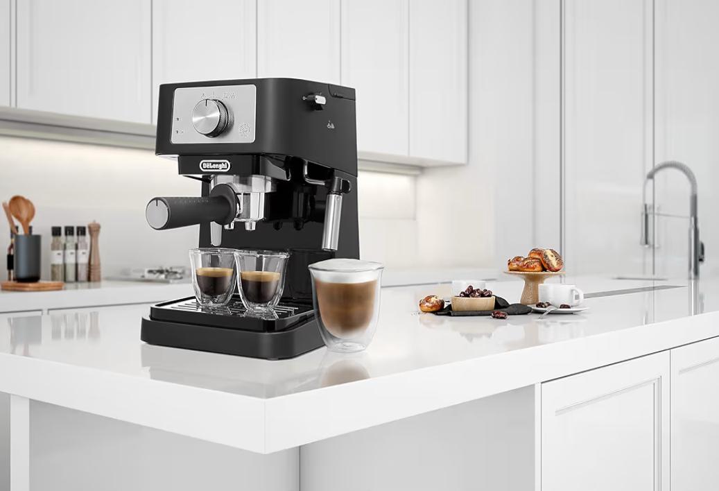 De'Longhi Stilosa Traditional Pump Espresso Coffee Machine - Black / Silver - EC260.BK