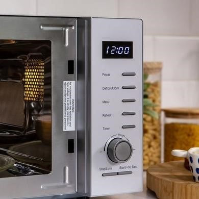 Russell Hobbs RHM2348S 23L Solo Microwave Silver