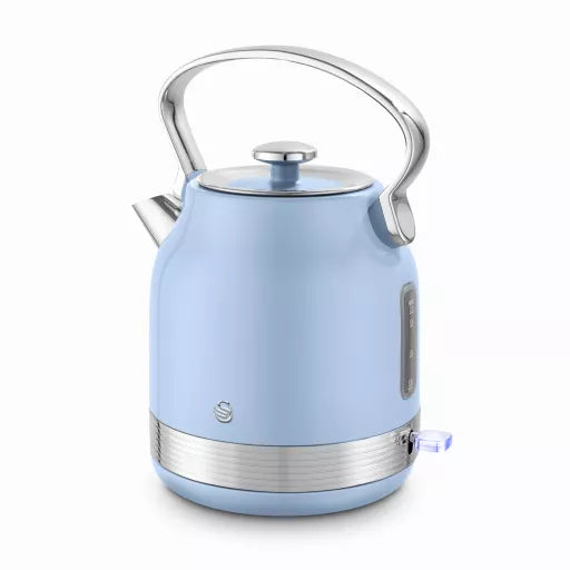 Swan Retro Traditional SK14631BLU 1.7L Kettle – Blue front view